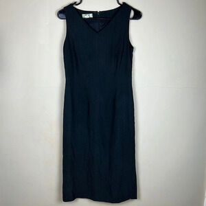 Tommy Bahama 100% Silk Fully Lined Black V-Neckline Dress Size 4